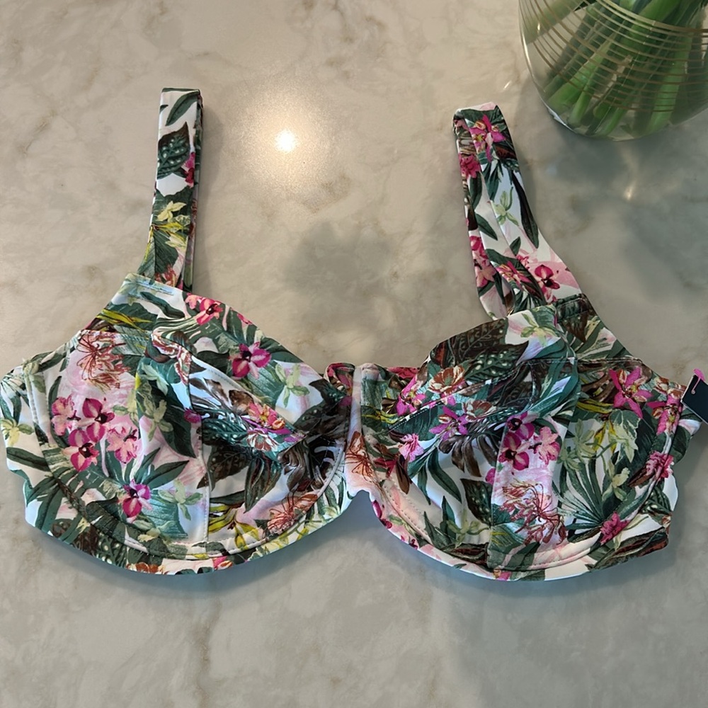 NWT Victoria Secret Palm Print Bikini Top - Picture 4 of 8